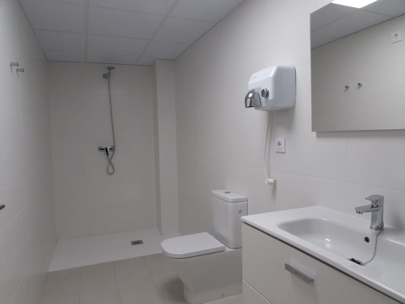 Kontor til leje i Gandia - € 600 (Ref: 6184850)