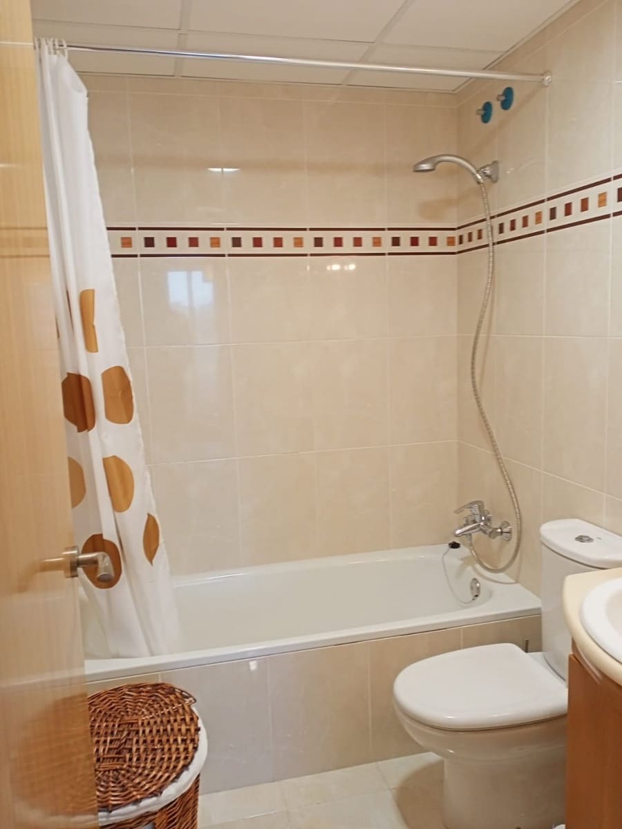 2 makuuhuone Huoneisto vuokrattavana paikassa Gandia mukana uima-altaan 
autotalli - 900 € (Ref: 6476525)