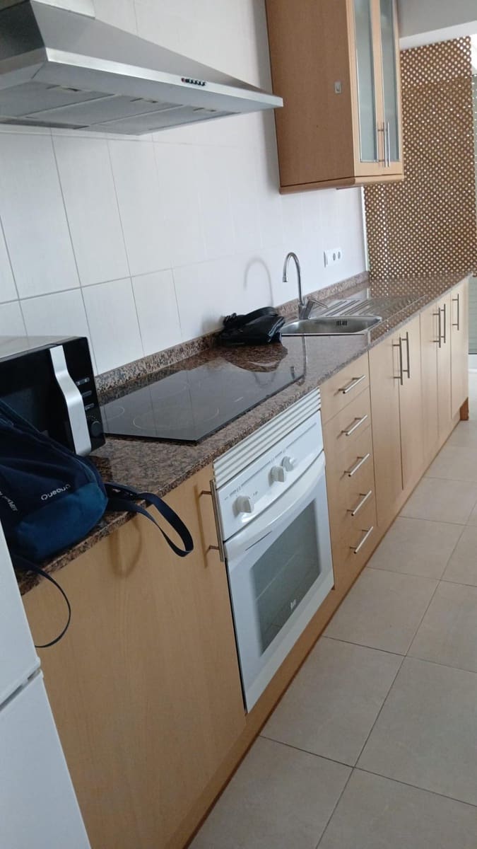 2 soveværelse Lejlighed til leje i Gandia med garage - € 950 (Ref: 6584599)