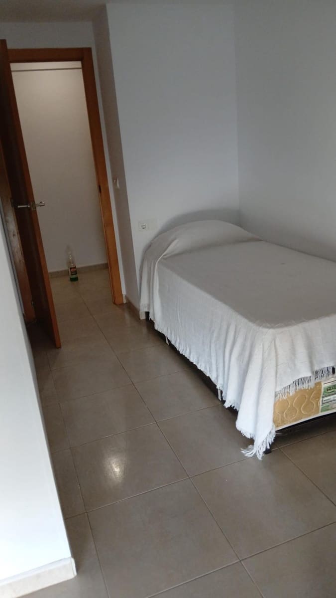 2 soveværelse Lejlighed til leje i Gandia med garage - € 950 (Ref: 6584599)