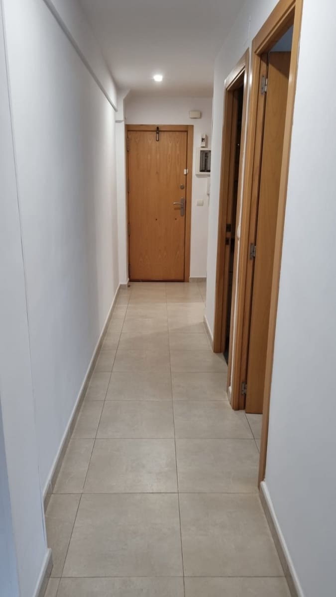 2 soveværelse Lejlighed til leje i Gandia med garage - € 950 (Ref: 6584599)