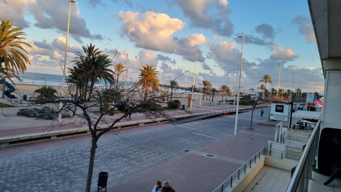 2 soveværelse Lejlighed til leje i Gandia med garage - € 950 (Ref: 6584599)