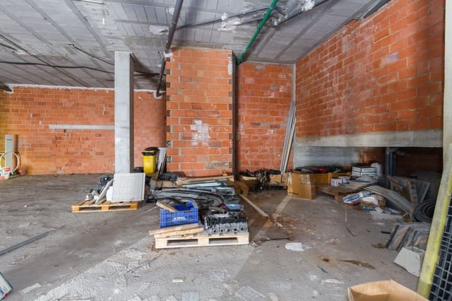 Local Comercial en Gandia en venta - 250.000 € (Ref: 6635997)