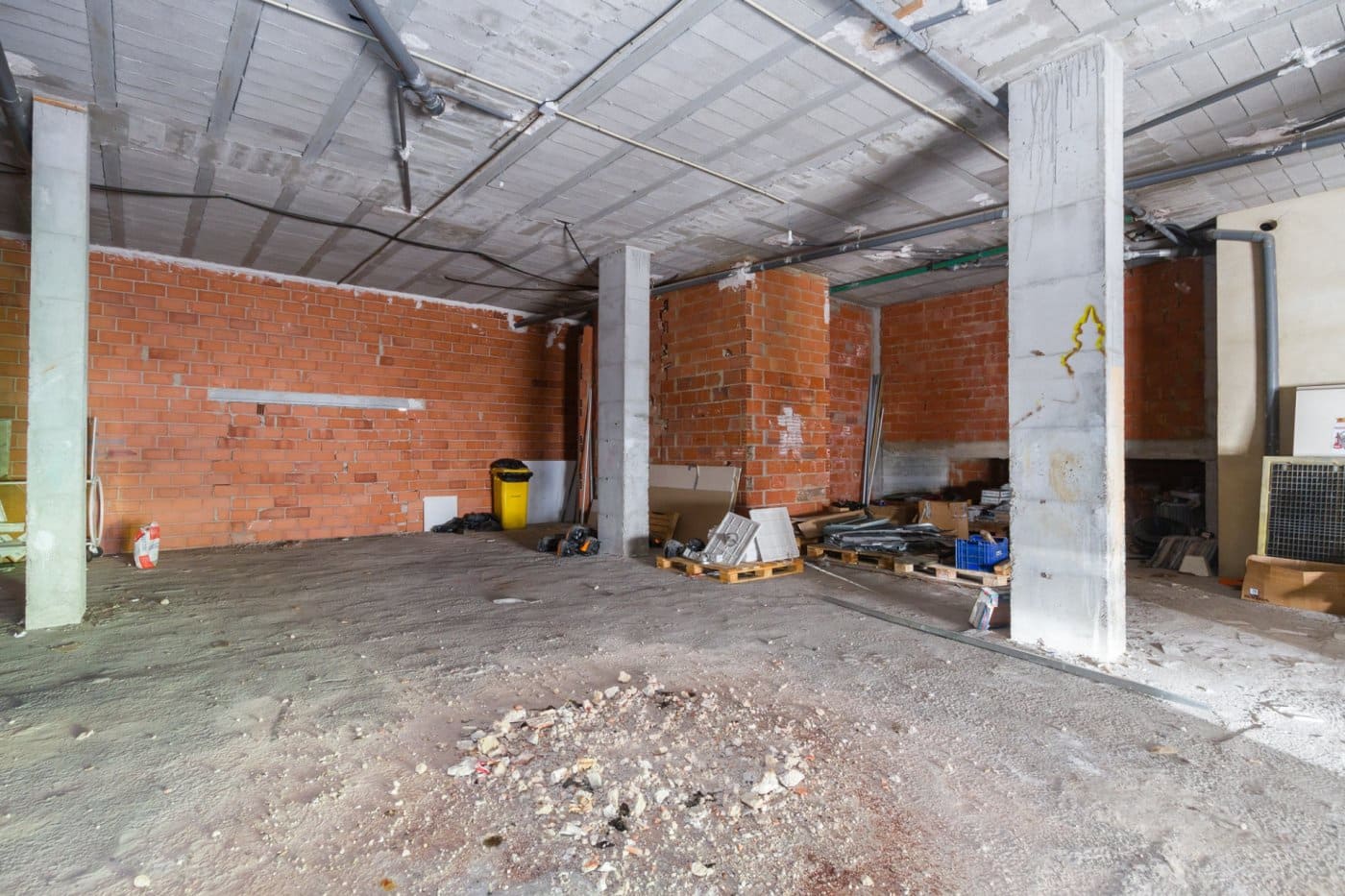 Local Comercial en Gandia en venta - 250.000 € (Ref: 6635997)