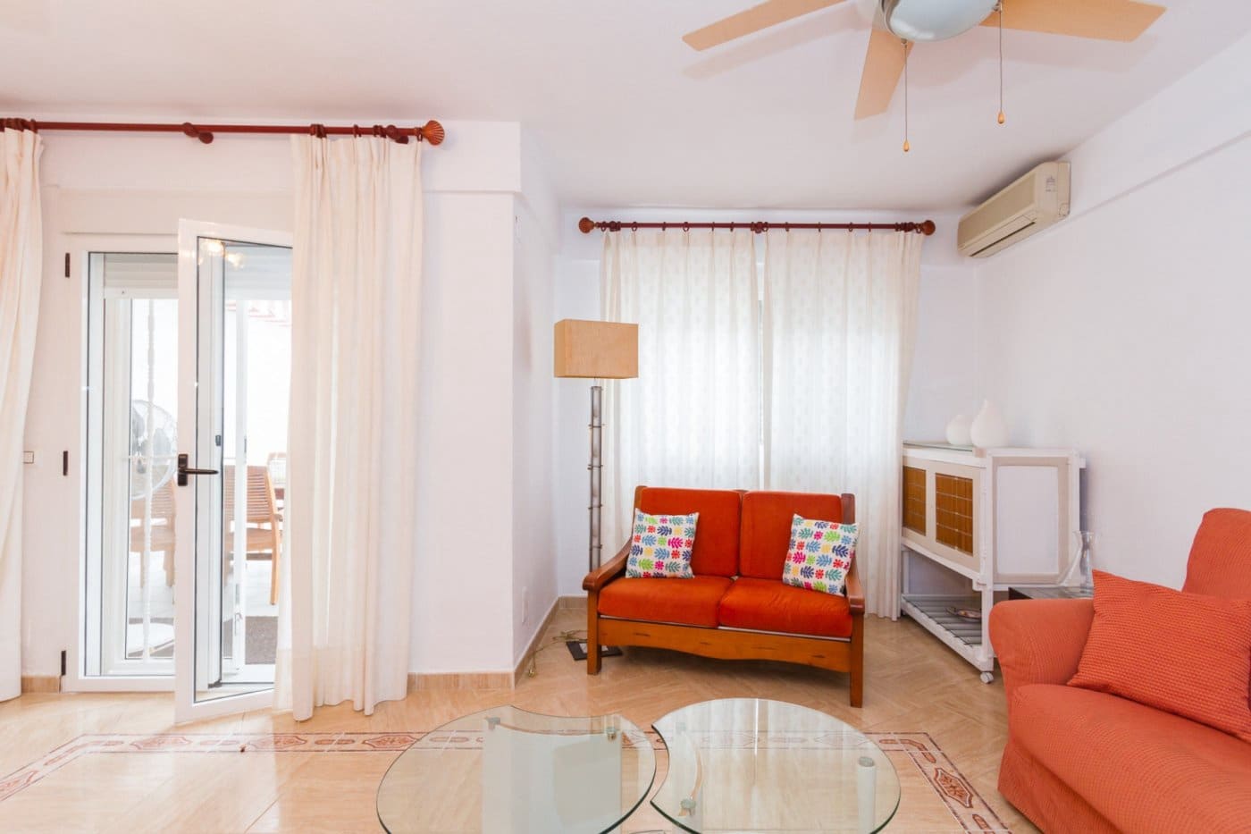 3 quarto Moradia em Banda para arrendar em Gandia com garagem - 1 500 € (Ref: 7062628)