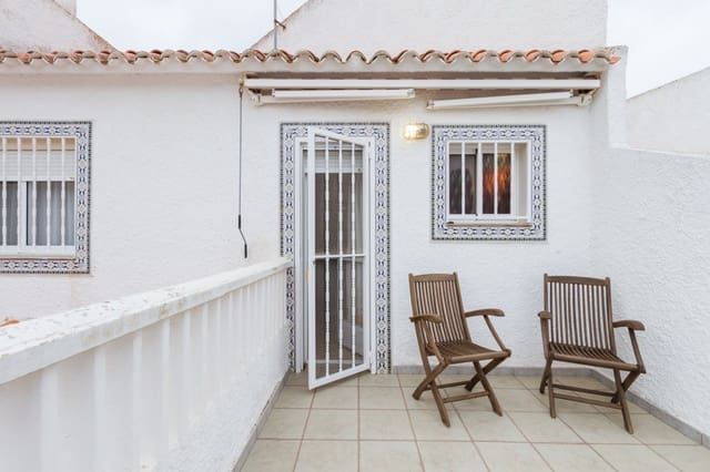 Villa/Maison Mitoyenne de 3 chambres à louer à Gandia avec garage - 1 500 € (Ref: 7062628)