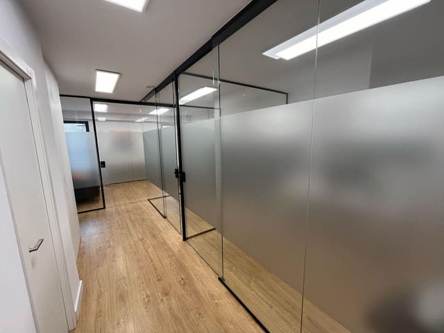 Büro zu vermieten in Gandia - 250 € (Ref: 7890979)