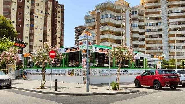 Commercial for sale in Gandia - € 350,000 (Ref: 8068384)