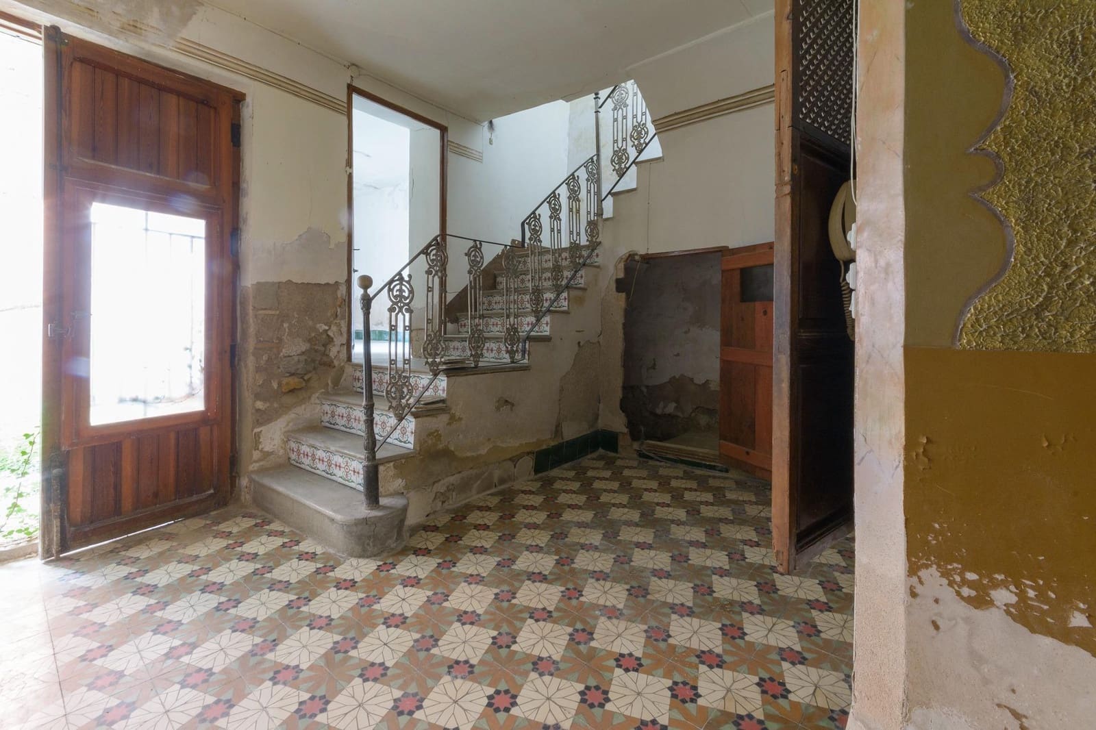 6 soverom Villa til salgs i Castello de Rugat - € 87 000 (Ref: 8211423)