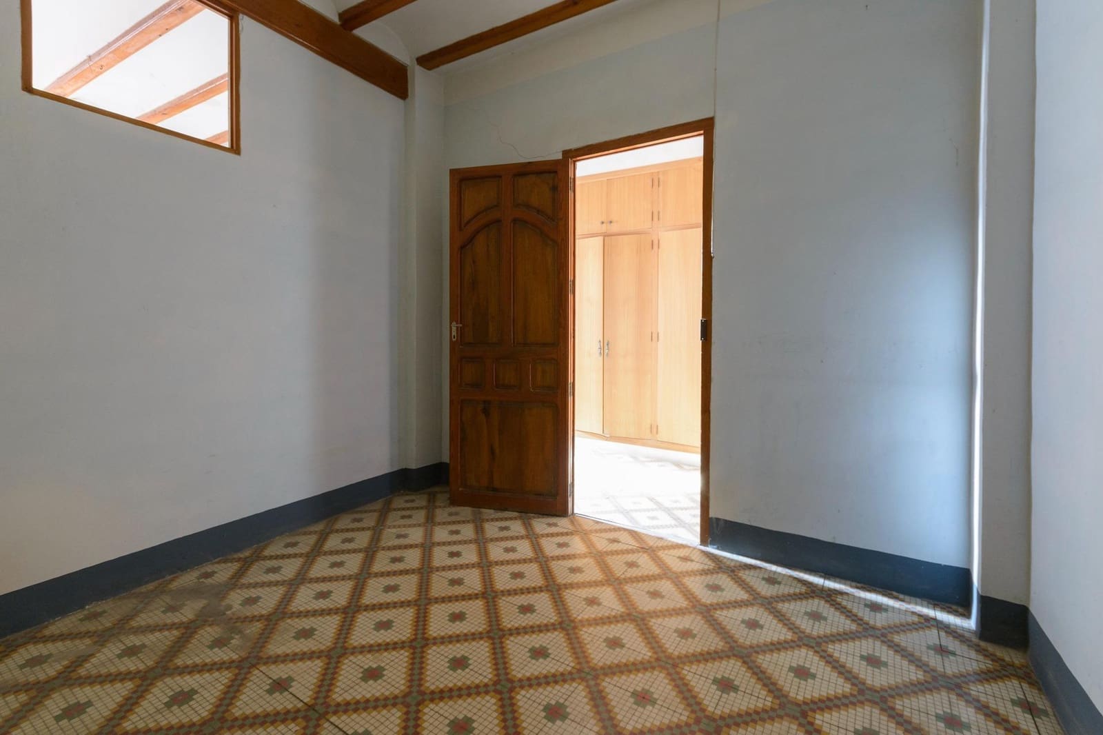 6 soverom Villa til salgs i Castello de Rugat - € 87 000 (Ref: 8211423)