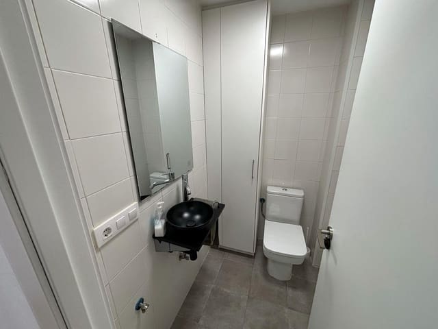 Kontor til leje i Gandia - € 230 (Ref: 8403355)