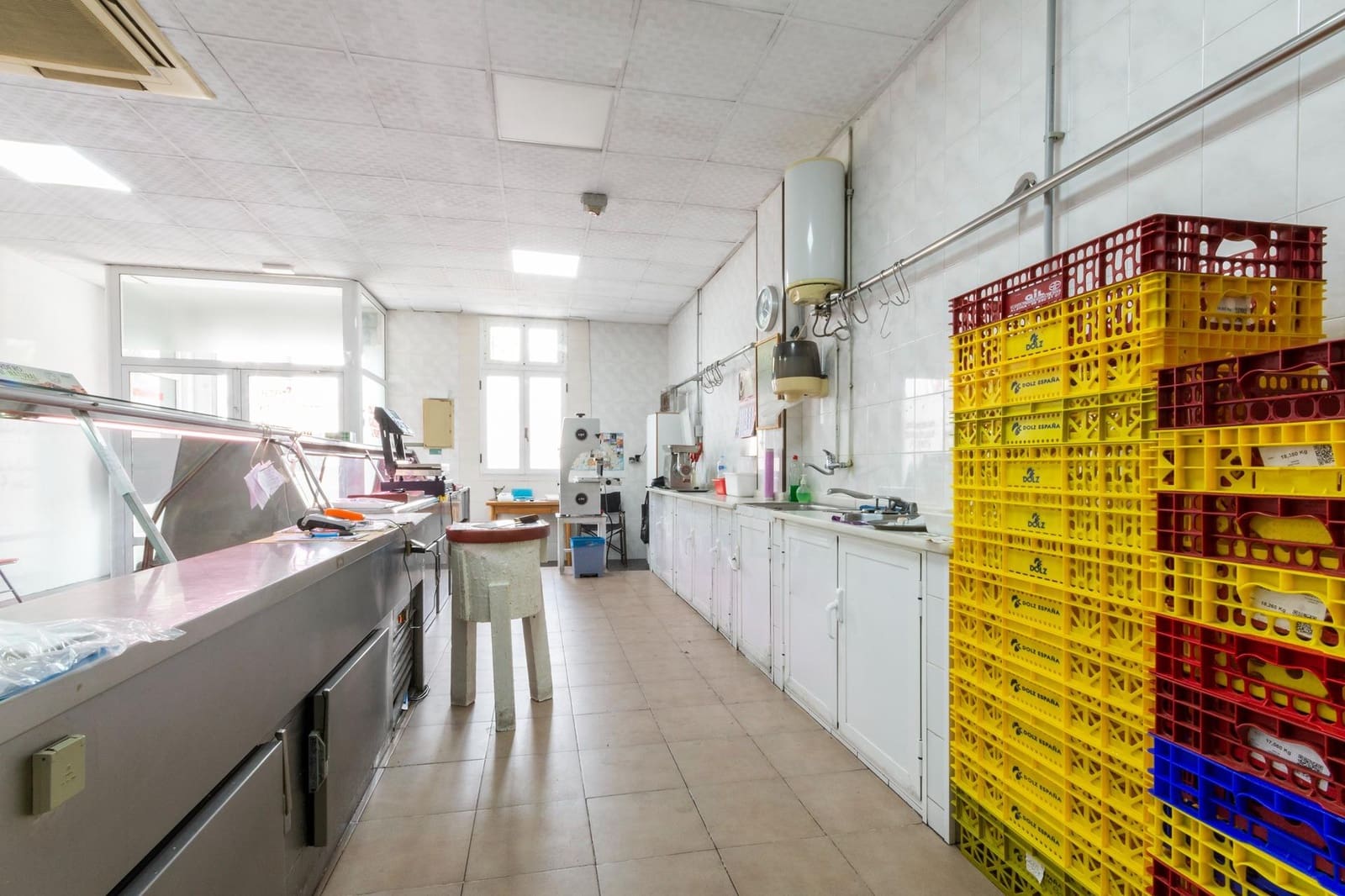 Commercial for sale in Gandia - € 69,900 (Ref: 8450192)