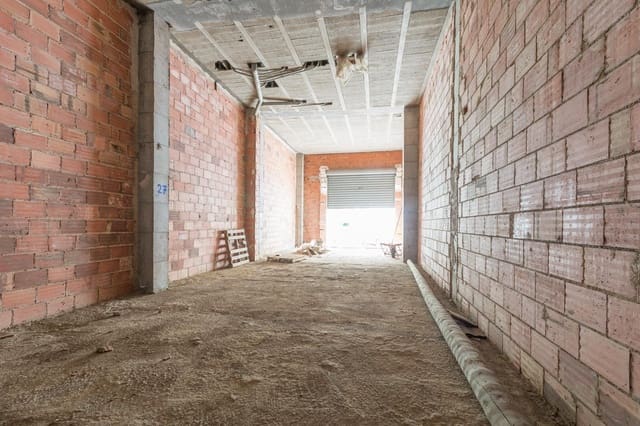 Commercieel te koop in Gandia - € 110.000 (Ref: 8544883)