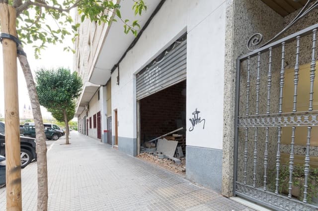 Commercieel te koop in Gandia - € 110.000 (Ref: 8544883)