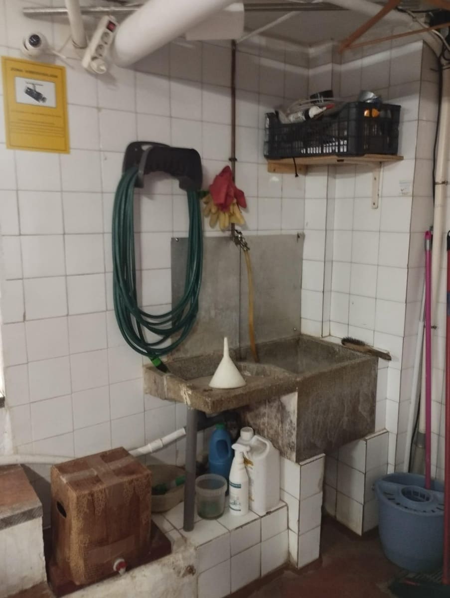 Erhverv til salg i Gandia med garage - € 175.000 (Ref: 8561727)