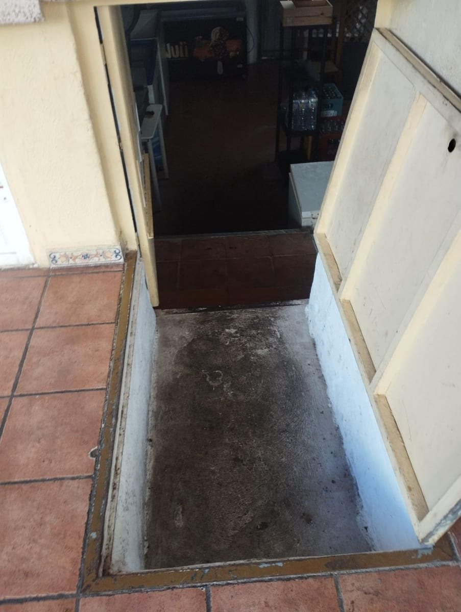 Erhverv til salg i Gandia med garage - € 175.000 (Ref: 8561727)