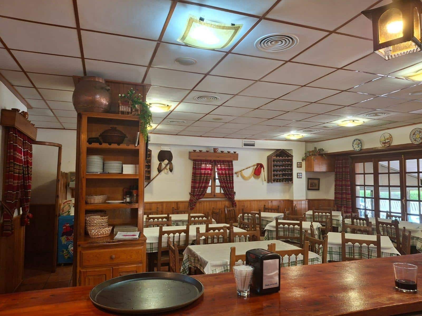 Comercial para venda em Gandia com garagem - 175 000 € (Ref: 8561727)