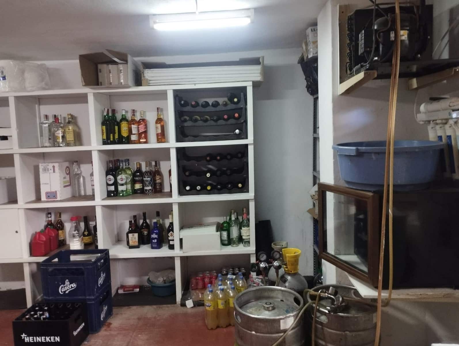 Comercial para venda em Gandia com garagem - 175 000 € (Ref: 8561727)