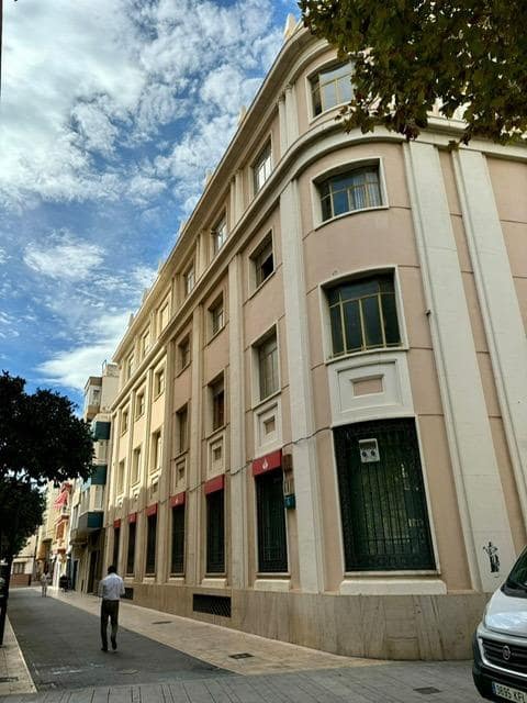 Apartment for sale in Gandia - € 1,590,000 (Ref: 8568373)