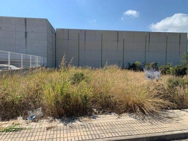 Business for sale in Almoines - € 1,200,000 (Ref: 8636516)