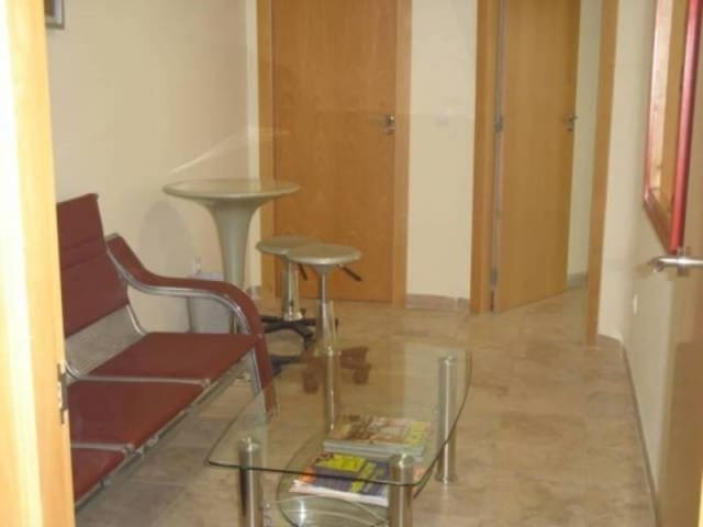 Business for sale in Almoines - € 1,200,000 (Ref: 8636516)