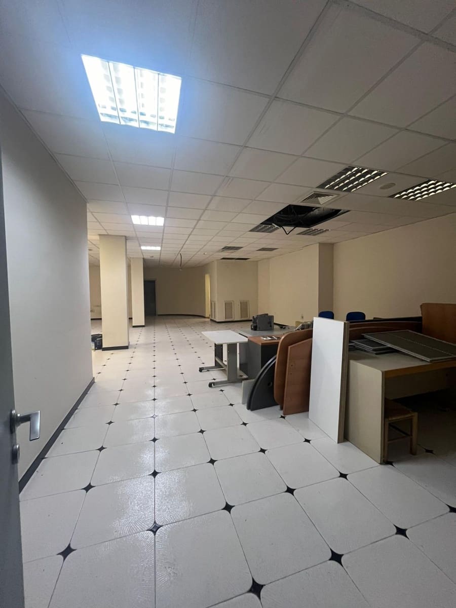 Komercyjne do wynajęcia w Gandia z garażem - 1 200 € (Ref: 8668389)