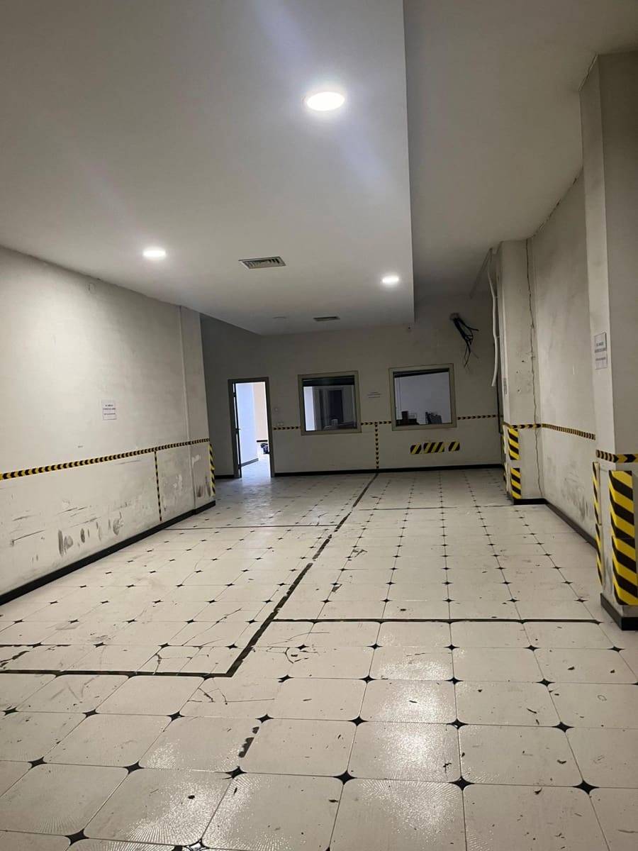 Komercyjne do wynajęcia w Gandia z garażem - 1 200 € (Ref: 8668389)