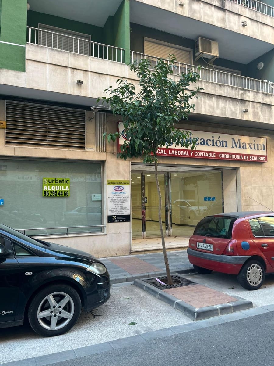 Komercyjne do wynajęcia w Gandia z garażem - 1 200 € (Ref: 8668389)