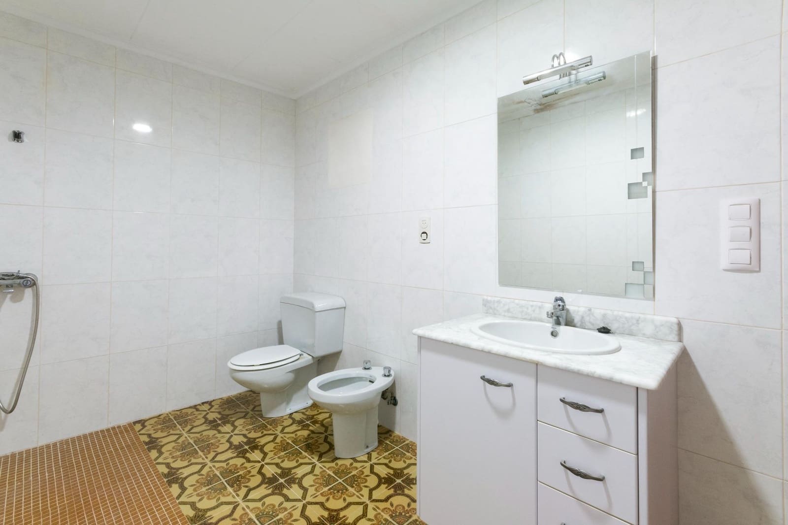 7 camera da letto Casa in vendita in Llutxent con garage - 175.000 € (Rif: 8696191)