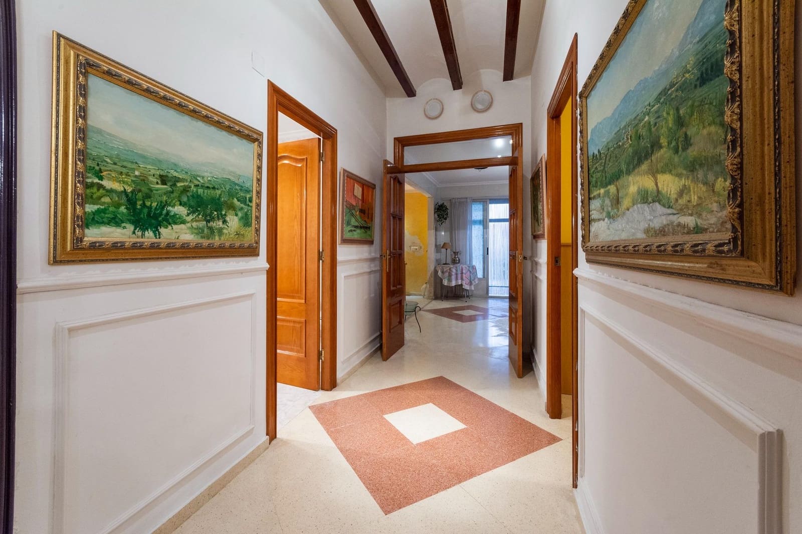 7 bedroom Townhouse for sale in Llutxent with garage - € 175,000 (Ref: 8696191)