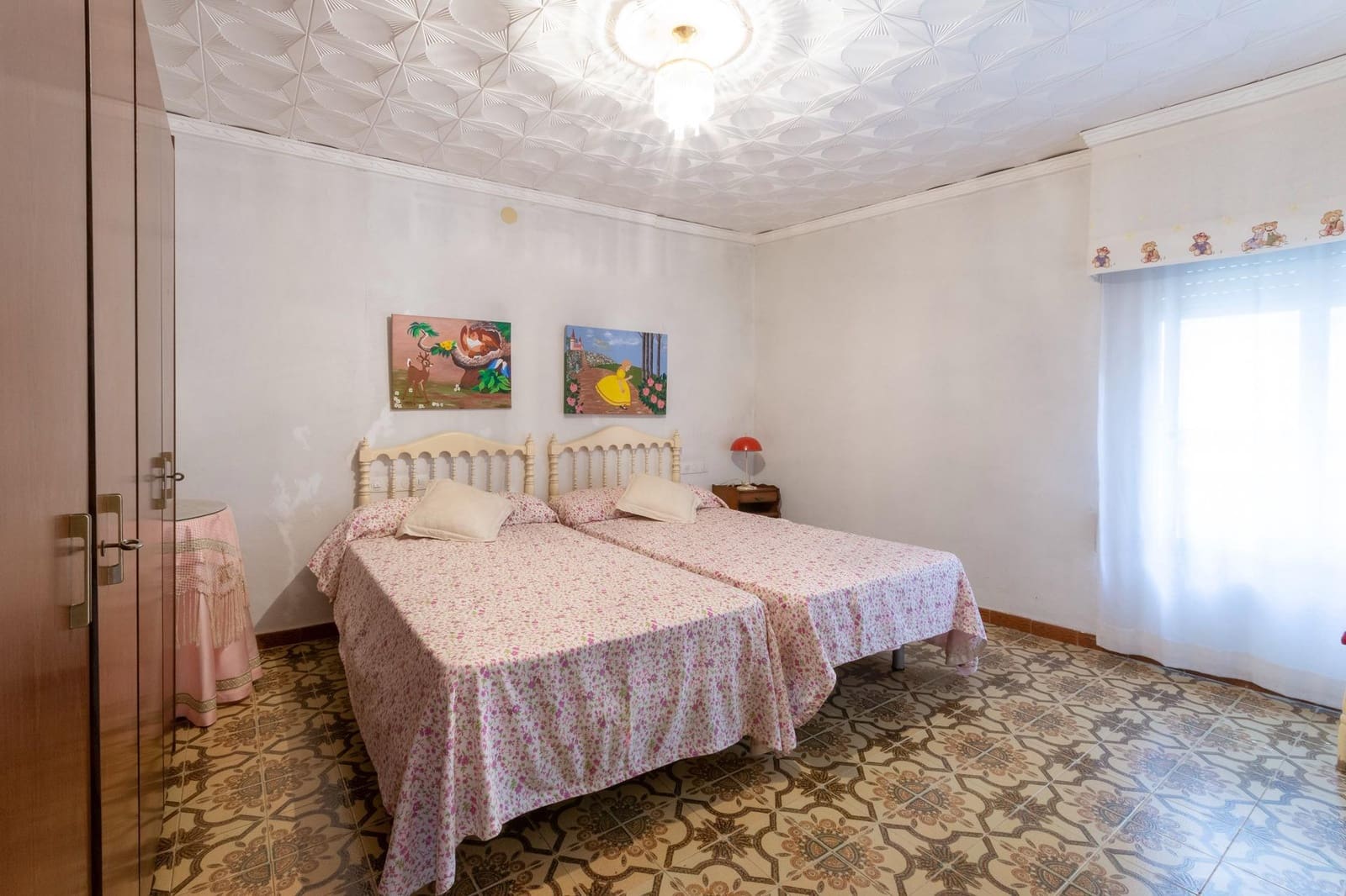 7 bedroom Townhouse for sale in Llutxent with garage - € 175,000 (Ref: 8696191)