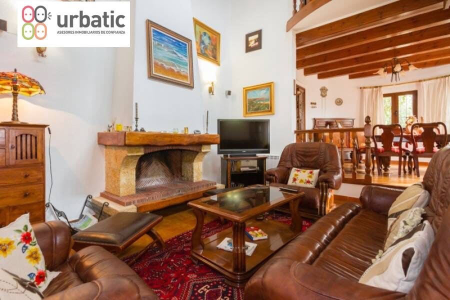 4 soverom Villa til salgs i Beniarjo med svømmebasseng garasje - € 530 000 (Ref: 8741666)