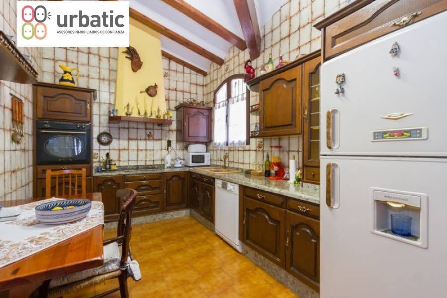 4 soverom Villa til salgs i Beniarjo med svømmebasseng garasje - € 530 000 (Ref: 8741666)