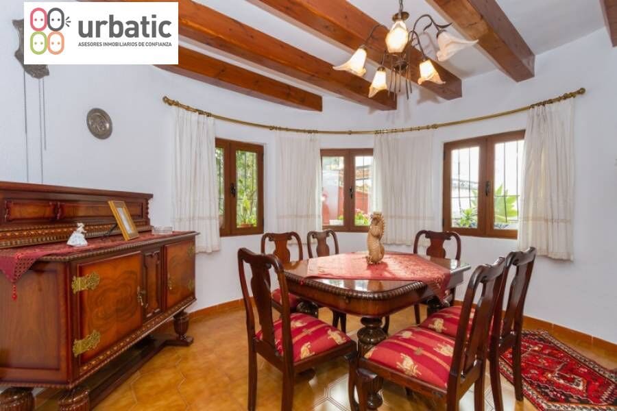 4 soverom Villa til salgs i Beniarjo med svømmebasseng garasje - € 530 000 (Ref: 8741666)