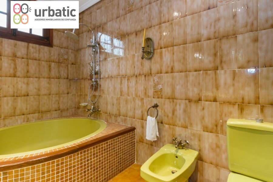 4 soverom Villa til salgs i Beniarjo med svømmebasseng garasje - € 530 000 (Ref: 8741666)