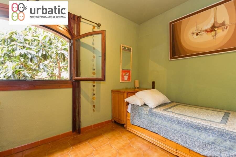 4 soverom Villa til salgs i Beniarjo med svømmebasseng garasje - € 530 000 (Ref: 8741666)