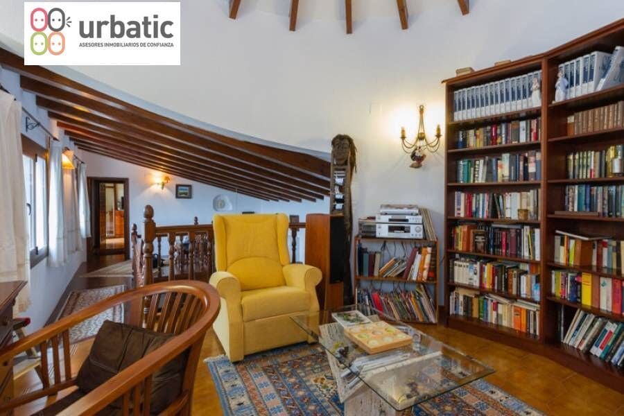 4 soverom Villa til salgs i Beniarjo med svømmebasseng garasje - € 530 000 (Ref: 8741666)