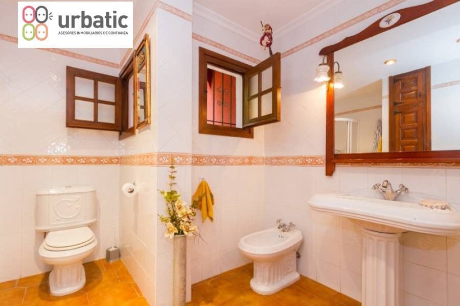 4 soverom Villa til salgs i Beniarjo med svømmebasseng garasje - € 530 000 (Ref: 8741666)