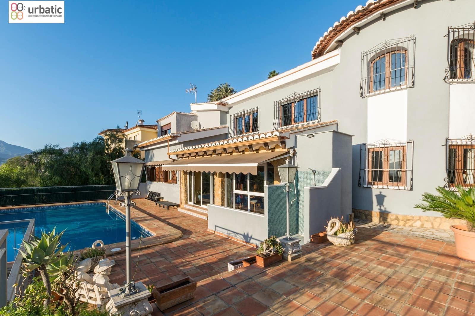 4 soverom Villa til salgs i Beniarjo med svømmebasseng garasje - € 530 000 (Ref: 8741666)