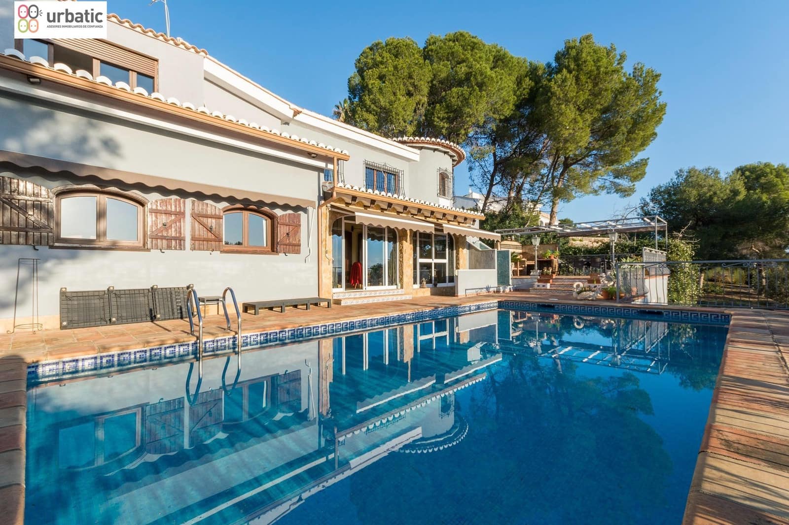 4 soverom Villa til salgs i Beniarjo med svømmebasseng garasje - € 530 000 (Ref: 8741666)