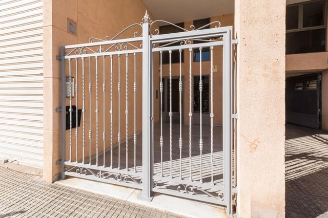 Office for sale in Gandia with garage - € 90,000 (Ref: 8786798)