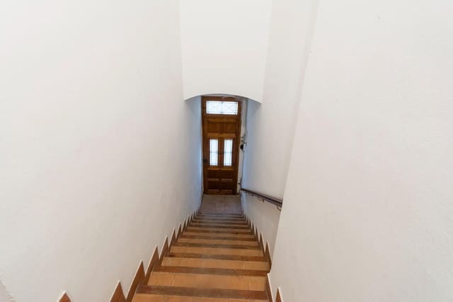 4 chambre Appartement à vendre à Montichelvo - 89 999 € (Ref: 8886142)