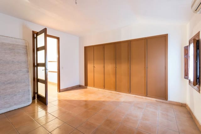 4 chambre Appartement à vendre à Montichelvo - 89 999 € (Ref: 8886142)