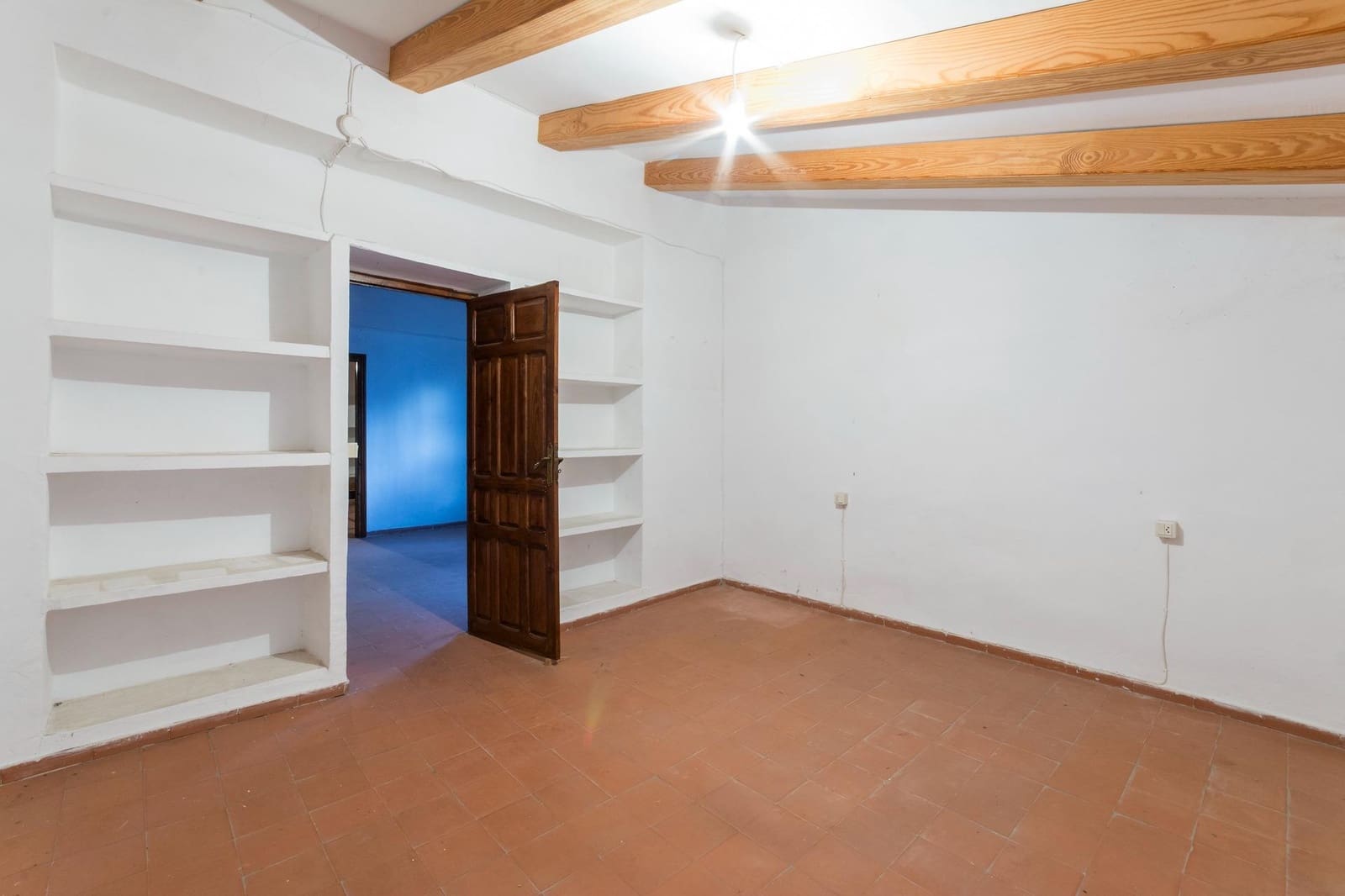 Piso de 4 habitaciones en Montichelvo en venta - 89.999 € (Ref: 8886142)