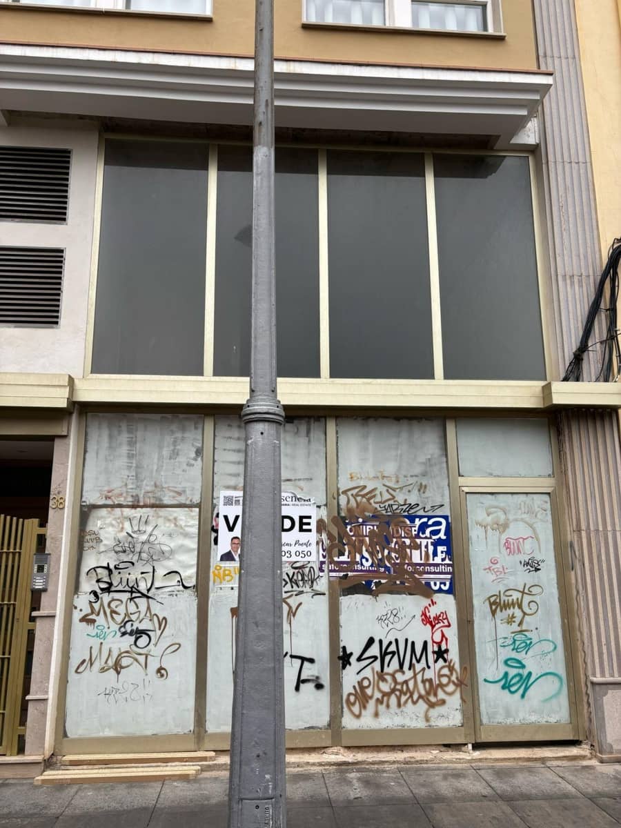 Erhverv til salg i Gandia - € 157.000 (Ref: 8900243)