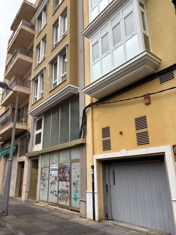 Commercieel te koop in Gandia - € 157.000 (Ref: 8900243)