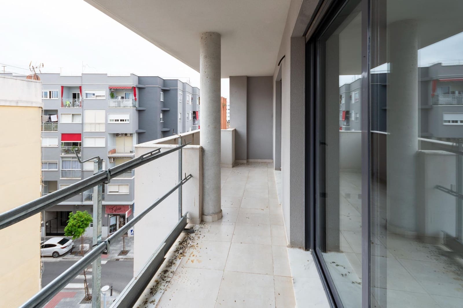 4 chambre Penthouse à vendre à Gandia avec garage - 268 000 € (Ref: 8936656)