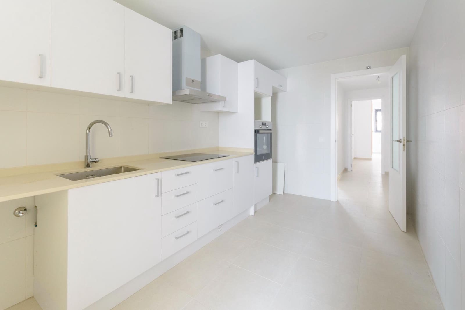 3 makuuhuone Asunto myytävänä paikassa Gandia mukana 
autotalli - 224 000 € (Ref: 8936657)