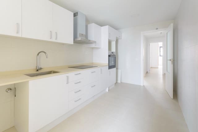 3 makuuhuone Asunto myytävänä paikassa Gandia mukana 
autotalli - 224 000 € (Ref: 8936657)