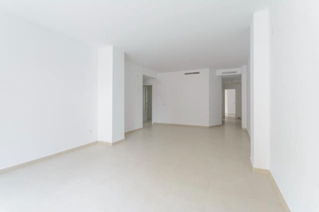 3 makuuhuone Asunto myytävänä paikassa Gandia mukana 
autotalli - 224 000 € (Ref: 8936657)